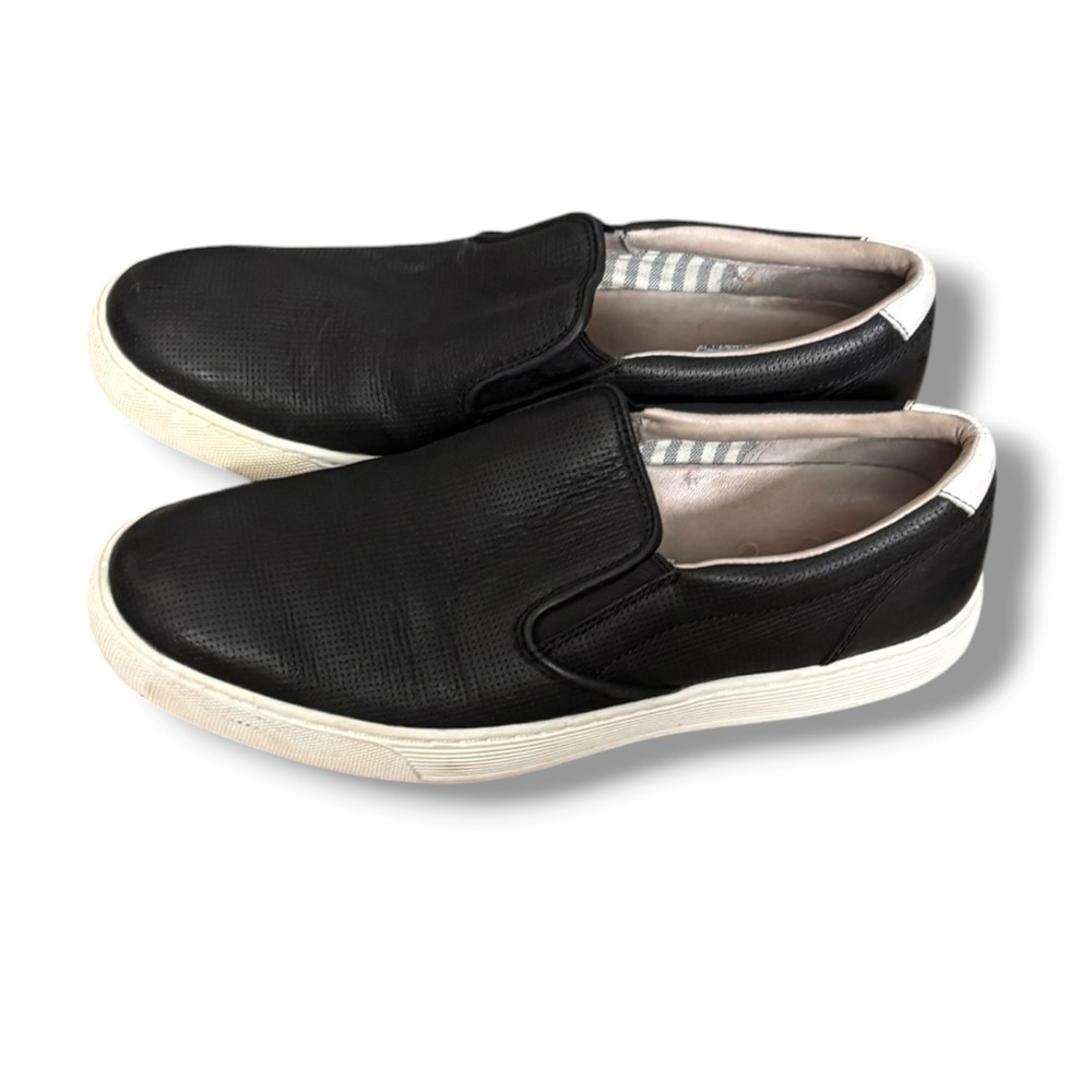 Sperry Gold Cup Mens 8 Black Leather Slip On Sneakers Loafers White Sole Preppy